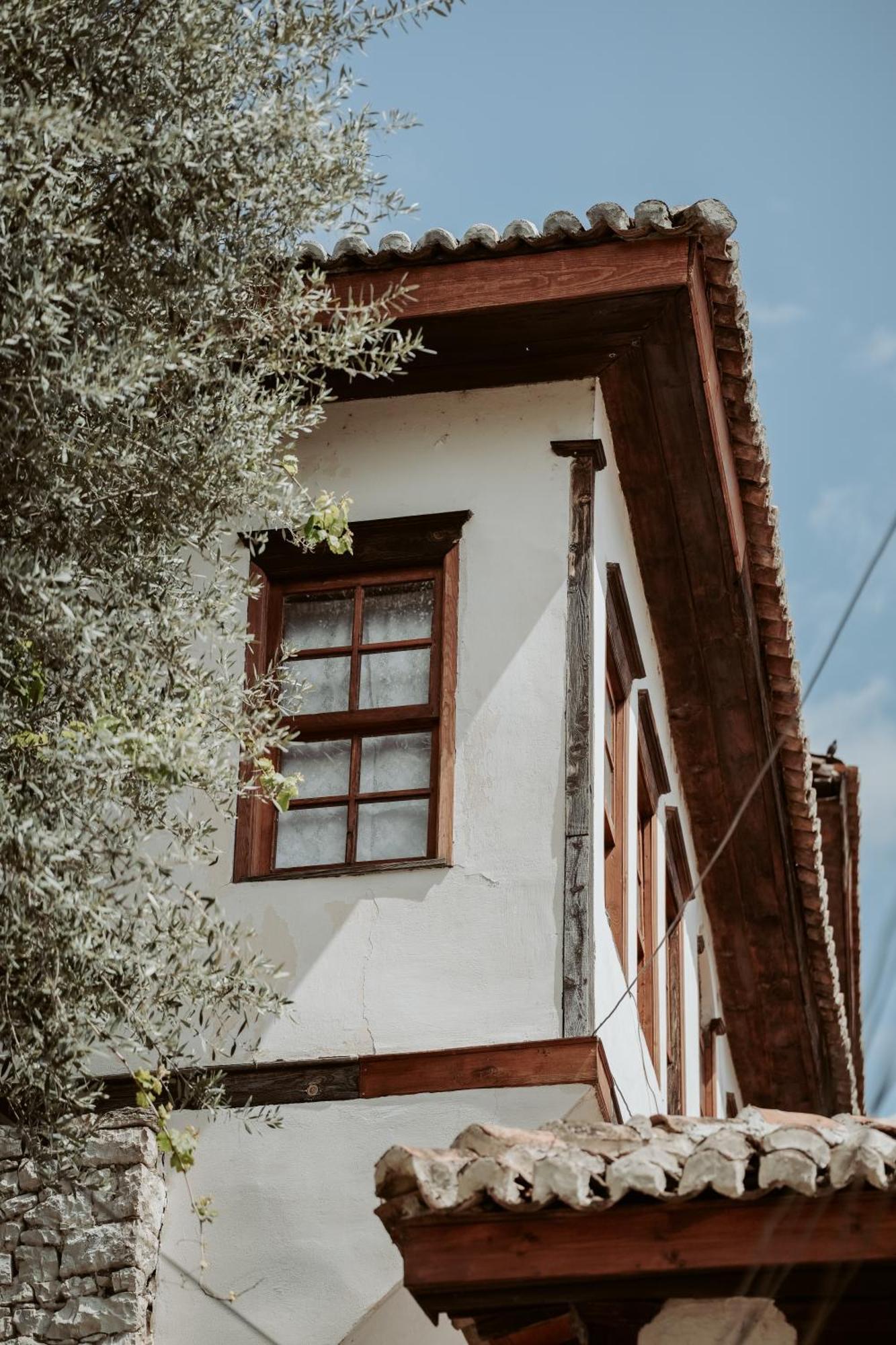 Hotel Ansel Berat Exteriér fotografie