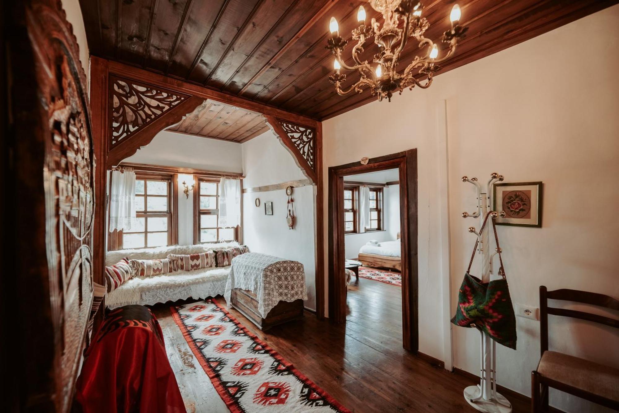 Hotel Ansel Berat Exteriér fotografie