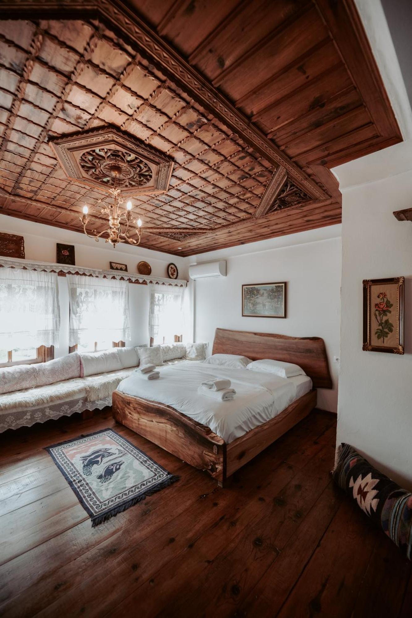 Hotel Ansel Berat Exteriér fotografie