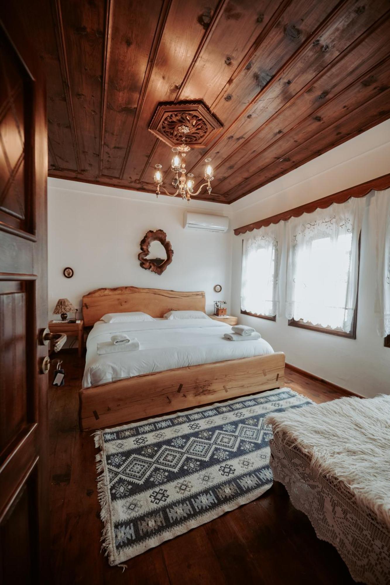 Hotel Ansel Berat Exteriér fotografie