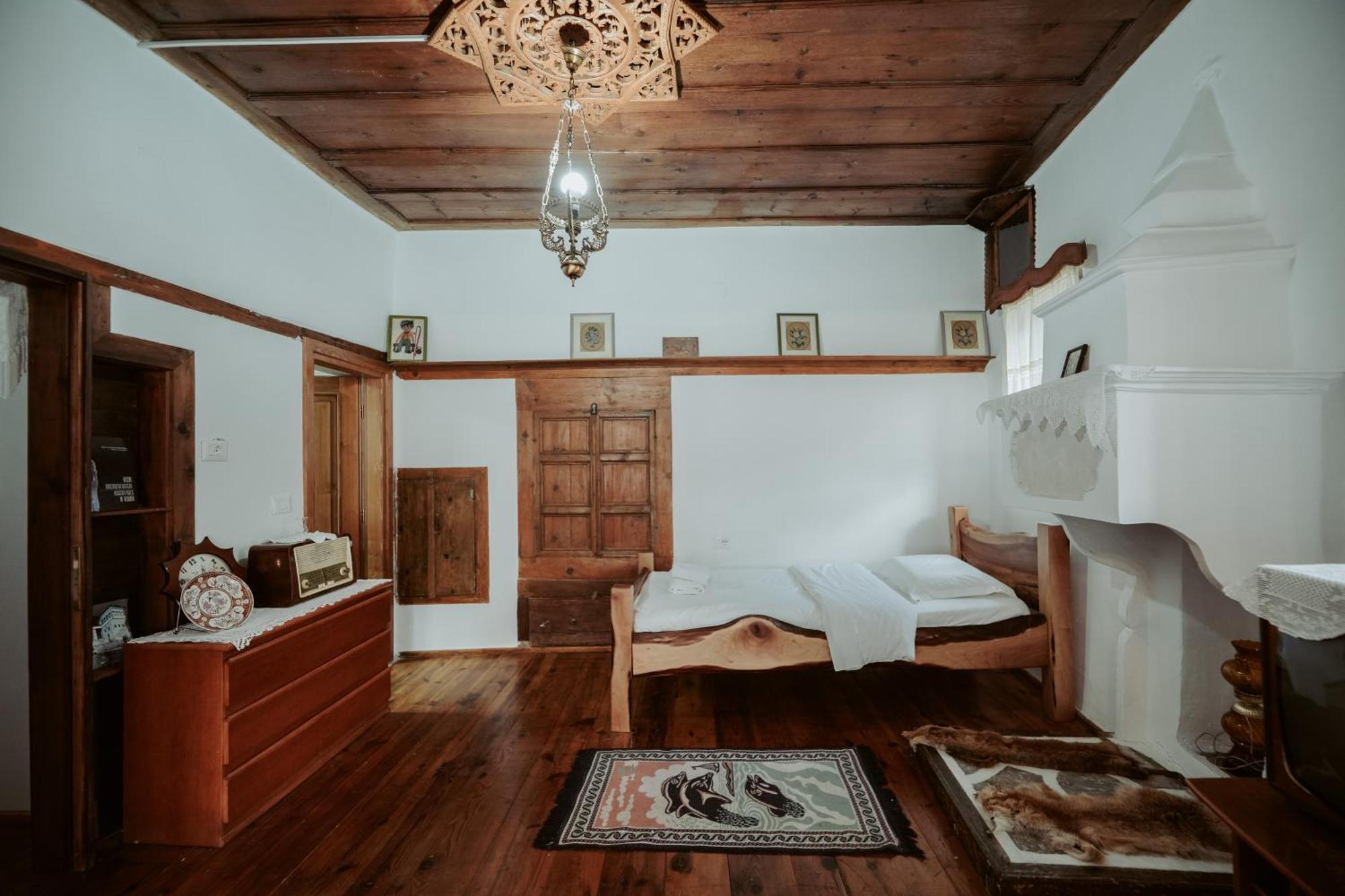 Hotel Ansel Berat Exteriér fotografie